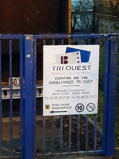 Aperçu des activités de la casse automobile BARBAZANGES TRI OUEST située à CHATEAUBRIANT (44110)